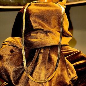 Classy 14KGF Necklace.